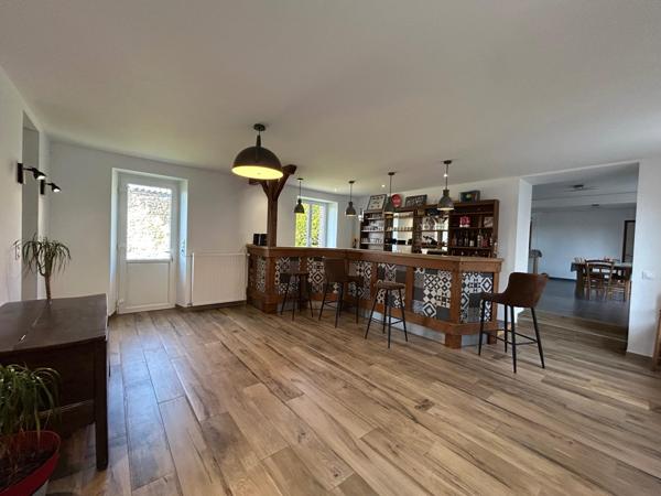 Maison de bourg de 233 m² située à moins de 10 minutes de Mortagne-au-Perche