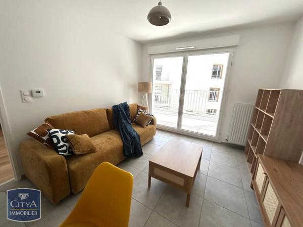 Appartement à louer 2 pièces 38.28m² Saint-Étienne (42000)
