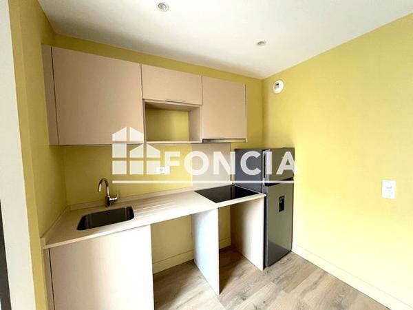 Location Appartement 2 pièces 47.98 m² - 12 TER RUE DU ROI RENE Avignon 84000