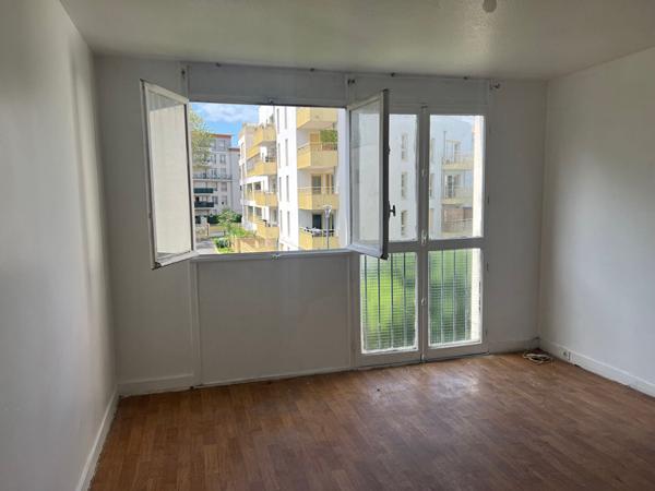 Appartement Aubervilliers 4 pièce(s) 61 m2