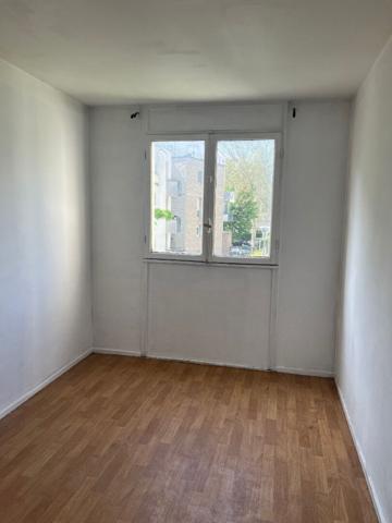 Appartement Aubervilliers 4 pièce(s) 61 m2
