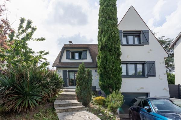 Maison 5 pièces - 165 m² Bien prestige