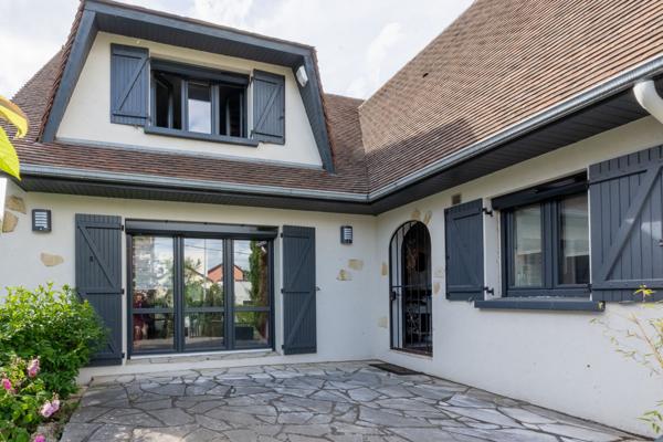 Maison 5 pièces - 165 m² Bien prestige