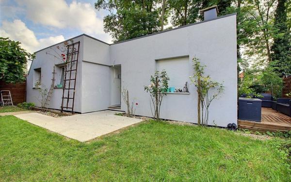 Maison à vendre    3 pièces • 76 m2 Ostwald