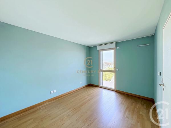 Appartement T3 à vendre  3 pièces - 79,37 m 2   LYON  - 69008
