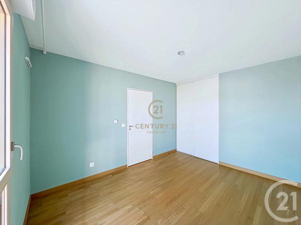 Appartement T3 à vendre  3 pièces - 79,37 m 2   LYON  - 69008