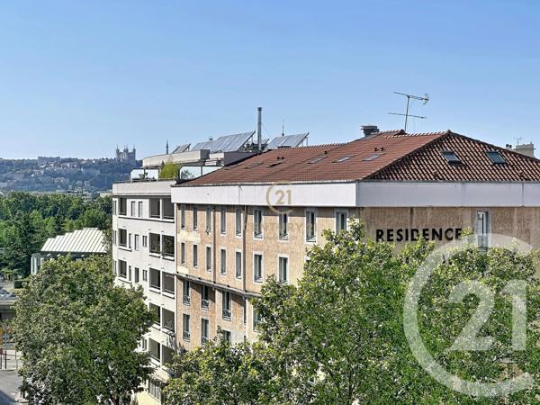 Appartement T3 à vendre  3 pièces - 79,37 m 2   LYON  - 69008