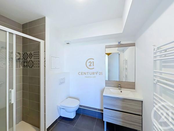 Appartement T3 à vendre  3 pièces - 79,37 m 2   LYON  - 69008