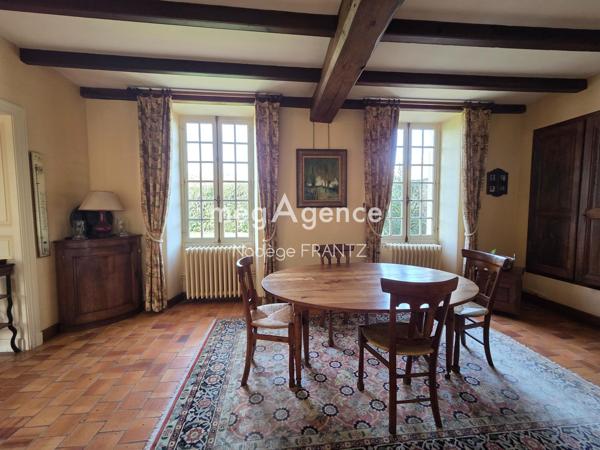 Maison à ESSOUVERT, 17400 - 6 pièces 160m²