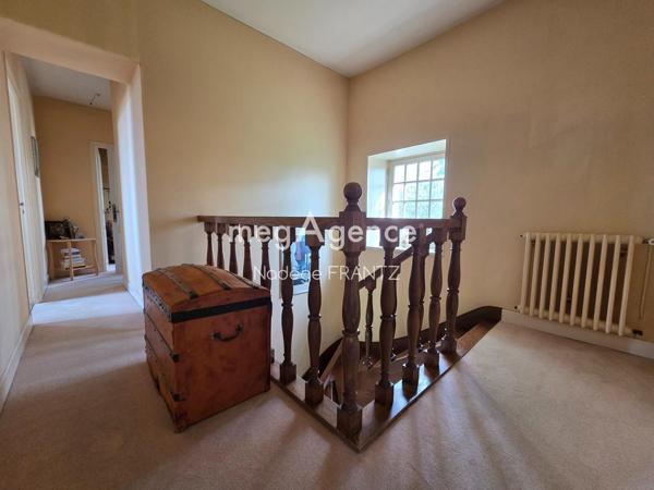 Maison à ESSOUVERT, 17400 - 6 pièces 160m²