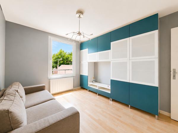 Appartement
         6 pièces
        - 170 m² 720 000 € *