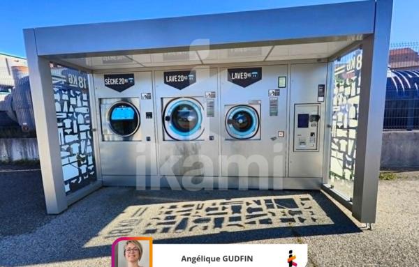 Murs Et Fonds De Commerce de 925 m²