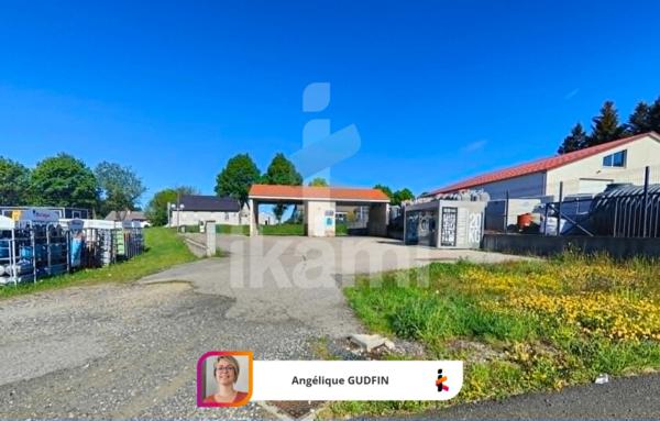 Murs Et Fonds De Commerce de 925 m²