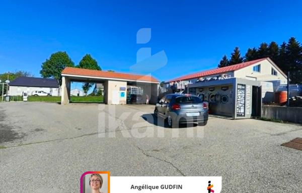 Murs Et Fonds De Commerce de 925 m²