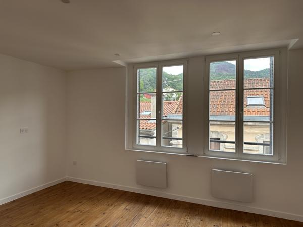Immeuble 242.3 m² 3 etage(s)