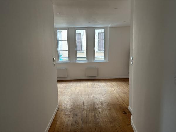 Immeuble 242.3 m² 3 etage(s)