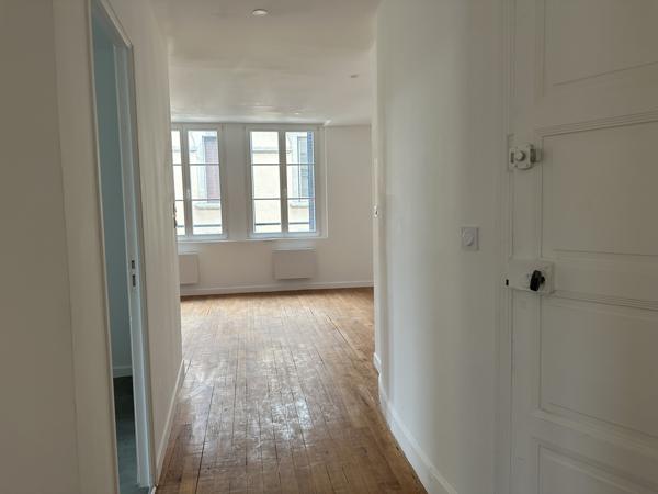 Immeuble 242.3 m² 3 etage(s)