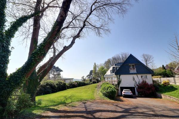 Guipavas (29490) A VENDRE MAISON DE CARACTERE DE 220 M2 AVEC PARC PAYSAGER DE 3698 M2 ET VUE MER IMPRENABLE