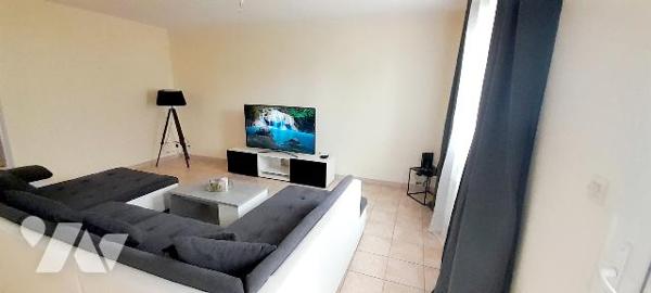 A SABLE SUR SARTHE (72300) : Pavillon de plain-pied