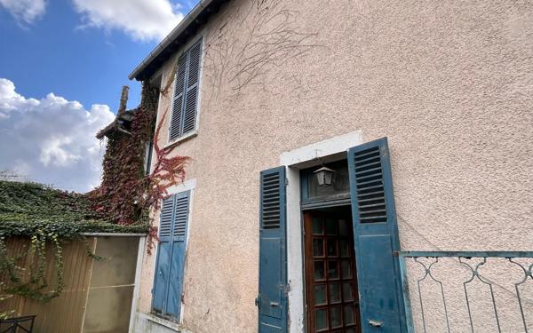 Maison à vendre    3 pièces •  Moret-sur-Loing