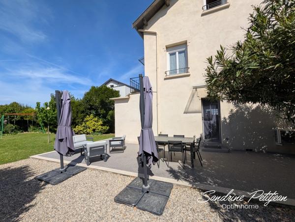 A vendre maison 94 m² - 5 pièces - parcelle 469 m² - Vaulx en Velin Secteur Rize