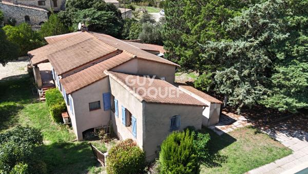 Villa de plain-pied avec studio indépendant et piscine - 221 m² - Caumont sur Durance