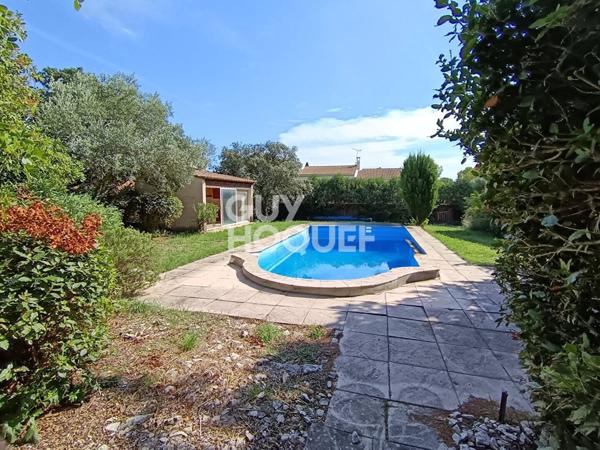 Villa de plain-pied avec studio indépendant et piscine - 221 m² - Caumont sur Durance