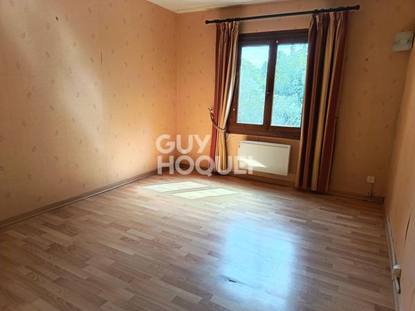 Villa de plain-pied avec studio indépendant et piscine - 221 m² - Caumont sur Durance