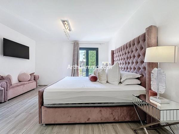 Vente Maison 8 pièces 235 m2 à Boissy-Saint-Léger