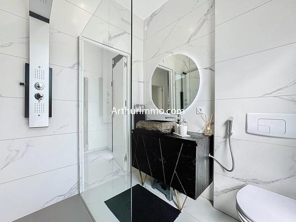 Vente Maison 8 pièces 235 m2 à Boissy-Saint-Léger