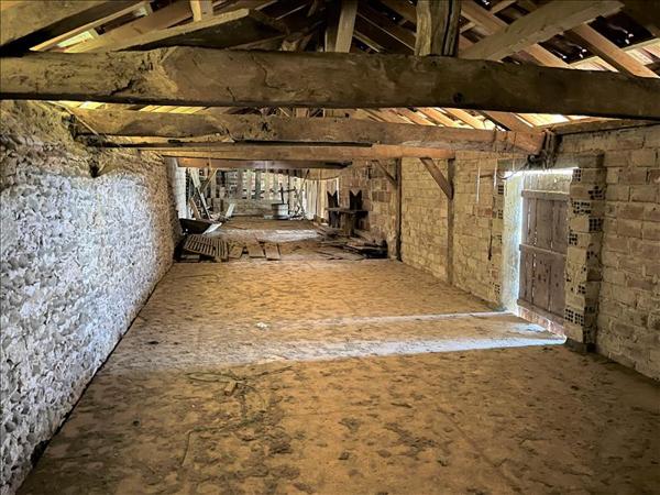 Maison à vendre |  Aire-sur-l'Adour |  2 pièces | 281 m²