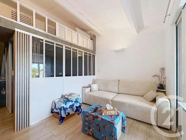 Appartement F2 à vendre  2 pièces - 37,45 m 2   VALLAURIS  - 06