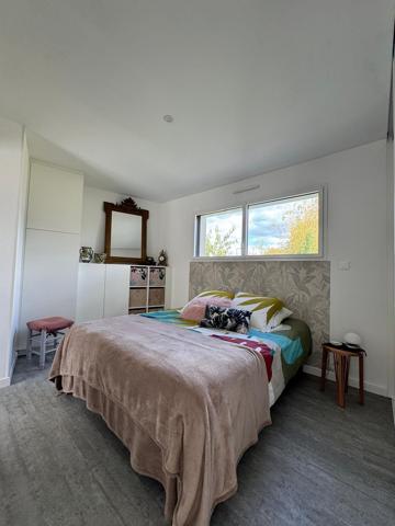 Maison familiale  – 5 chambres – Terrain paysagé de 655 m²