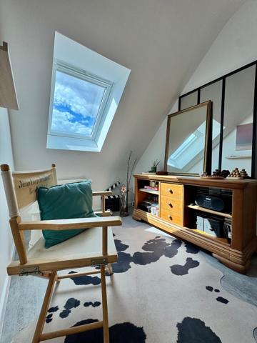 Maison familiale  – 5 chambres – Terrain paysagé de 655 m²