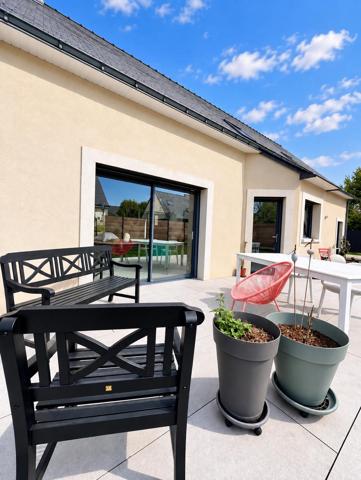 Maison familiale  – 5 chambres – Terrain paysagé de 655 m²
