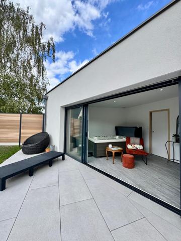 Maison familiale  – 5 chambres – Terrain paysagé de 655 m²
