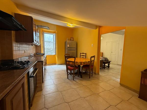 A LOUER - APPARTEMENT T4 MEUBLE CITADELLE BASTIA 20200