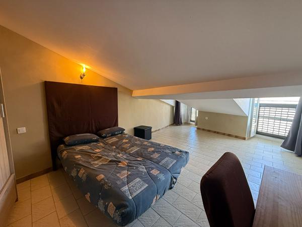 A LOUER - APPARTEMENT T4 MEUBLE CITADELLE BASTIA 20200