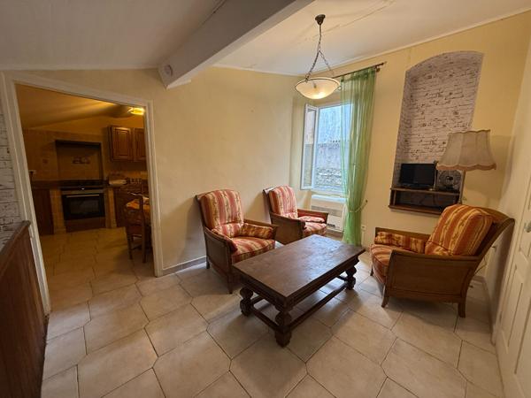 A LOUER - APPARTEMENT T4 MEUBLE CITADELLE BASTIA 20200