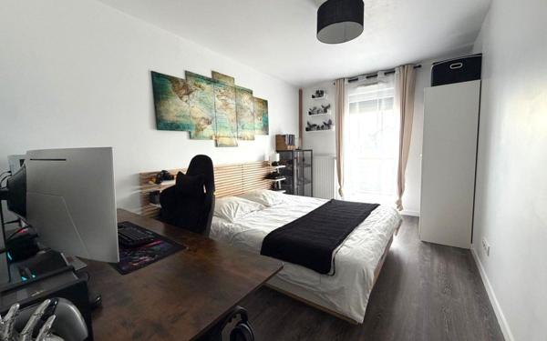 Appartement à vendre    2 pièces • 42,50 m2 Villecresnes