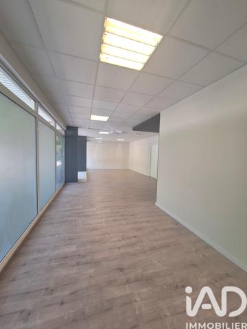 Murs commerciaux  à vendre 209 m² Étrembières