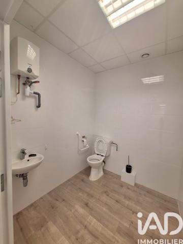Murs commerciaux  à vendre 209 m² Étrembières
