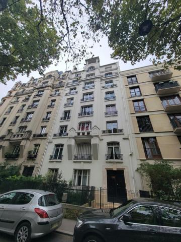 Studio avec une vue entièrement dégagée