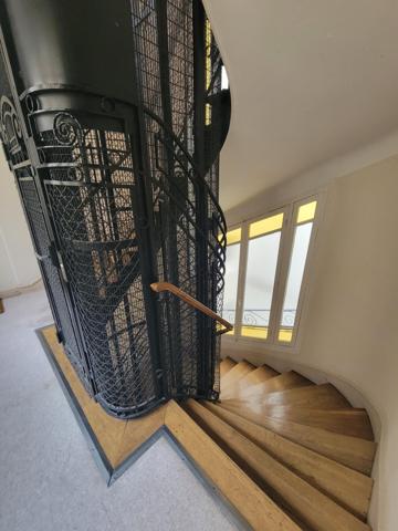 Studio avec une vue entièrement dégagée