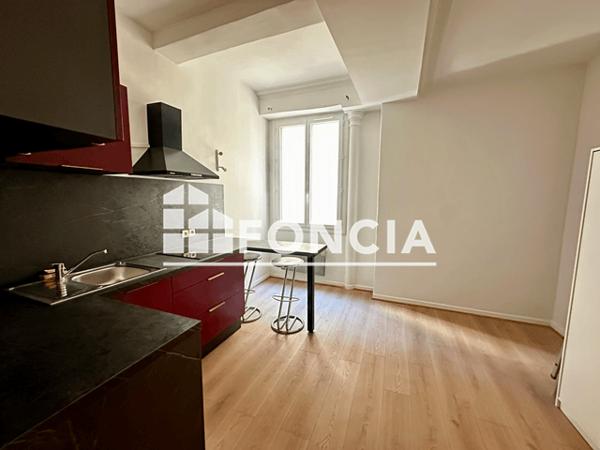 Location Studio 16.45 m² - 18 RUE DE L'ETOILE - Nimes 30000