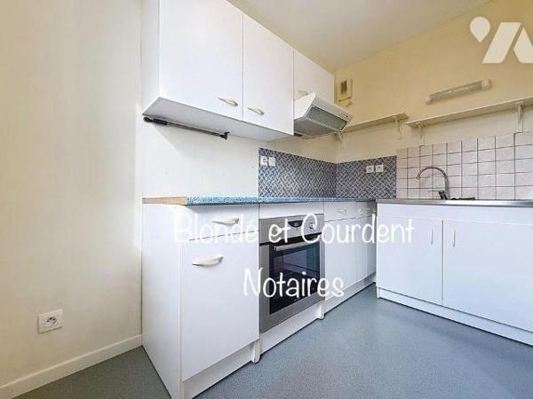 À VENDRE  - Appartement T2 -  Quartier des Tissages

Idéalement situé au rez-de-chaussée dans...
