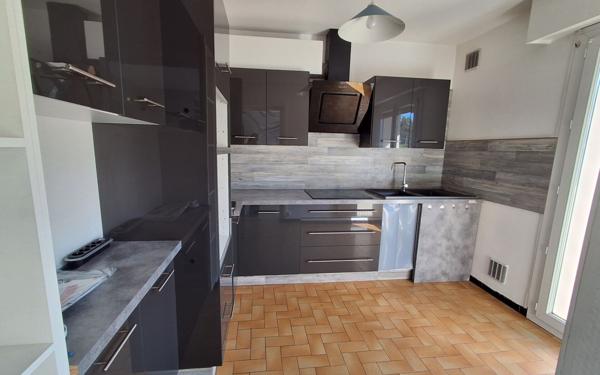 Appartement à vendre    3 pièces • 67,37 m2 Publier