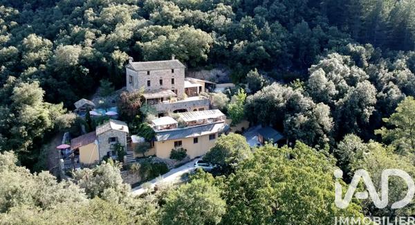 Maison à vendre 14 pièces 345 m² Val-d'Aigoual