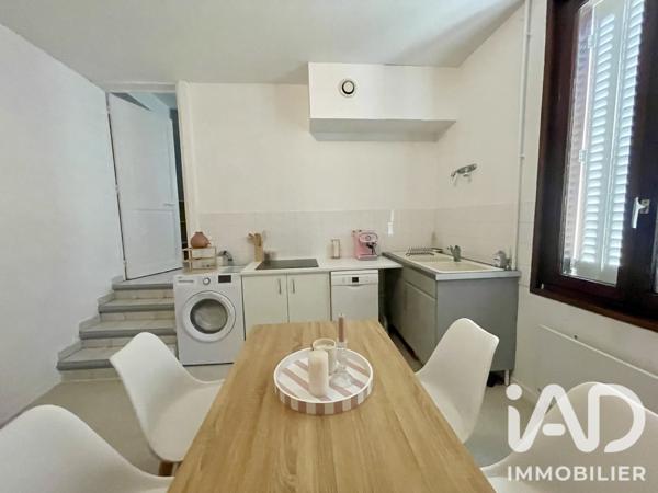 Maison à vendre 10 pièces 250 m² Saint-Martin-d'Hères