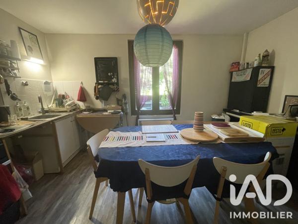 Maison à vendre 10 pièces 250 m² Saint-Martin-d'Hères
